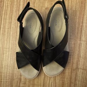 Clarks women sandals sz 6.5